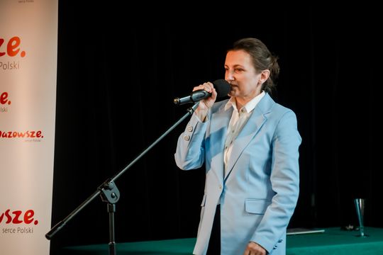 Wręczenie czeków dla Kół Gospodyń Wiejskich (zdjęcia)