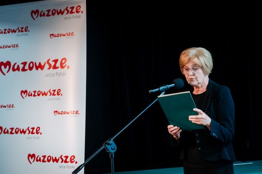 Wręczenie czeków dla Kół Gospodyń Wiejskich (zdjęcia)