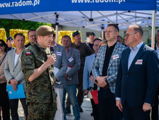 "Bezpieczny Radom 2025" - ćwiczenia obronne na placu Corazziego (zdjęcia)