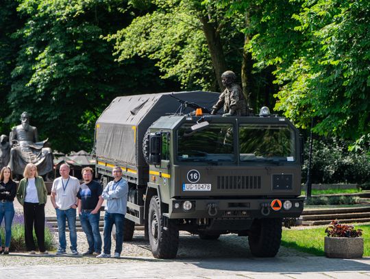 "Bezpieczny Radom 2025" - ćwiczenia obronne na placu Corazziego (zdjęcia)