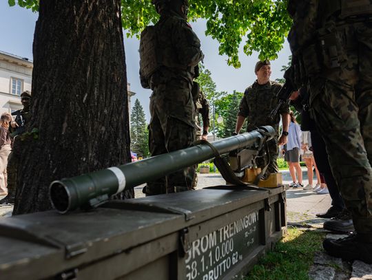 "Bezpieczny Radom 2025" - ćwiczenia obronne na placu Corazziego (zdjęcia)