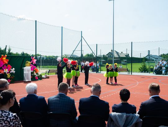 Uroczyste otwarcie boiska przy PSP w Jedlance (zdjęcia)
