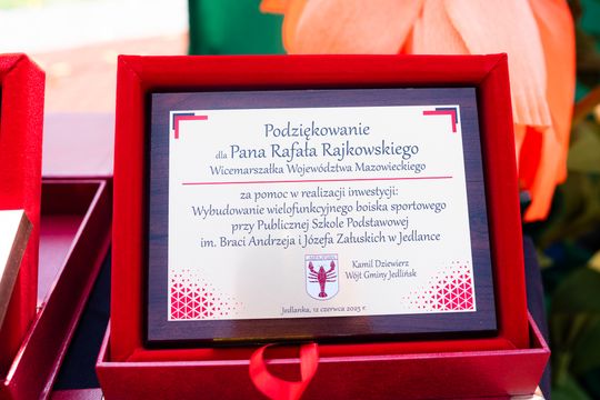 Uroczyste otwarcie boiska przy PSP w Jedlance (zdjęcia)