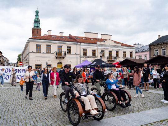 Radomskie Dni Godności - VII Festiwal Twórczości Osób z Niepełnosprawnością Intelektualną „Tacy Sami” (zdjęcia)
