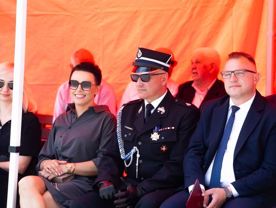 Przekazanie wozu strażackiego dla OSP Kowala- Stępocina (zdjęcia)