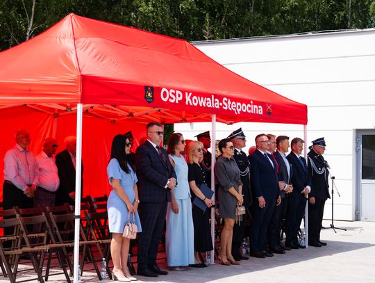 Przekazanie wozu strażackiego dla OSP Kowala- Stępocina (zdjęcia)