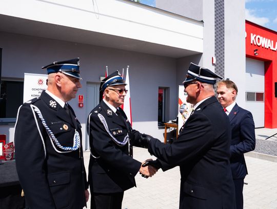 Przekazanie wozu strażackiego dla OSP Kowala- Stępocina (zdjęcia)