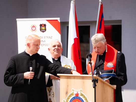 Przekazanie wozu strażackiego dla OSP Kowala- Stępocina (zdjęcia)