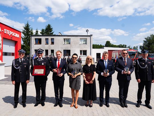 Przekazanie wozu strażackiego dla OSP Kowala- Stępocina (zdjęcia)