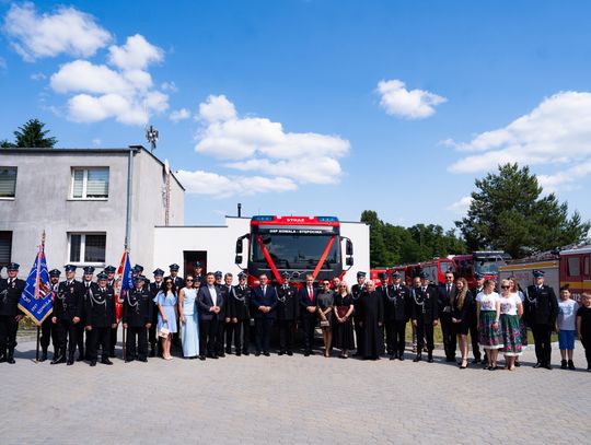 Przekazanie wozu strażackiego dla OSP Kowala- Stępocina (zdjęcia)