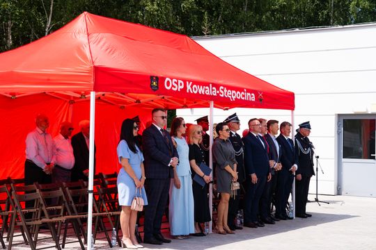 Przekazanie wozu strażackiego dla OSP Kowala- Stępocina (zdjęcia)