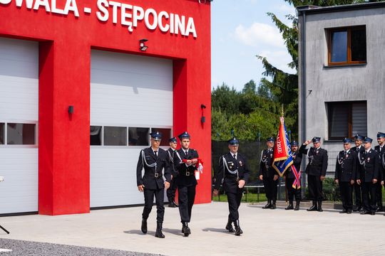 Przekazanie wozu strażackiego dla OSP Kowala- Stępocina (zdjęcia)