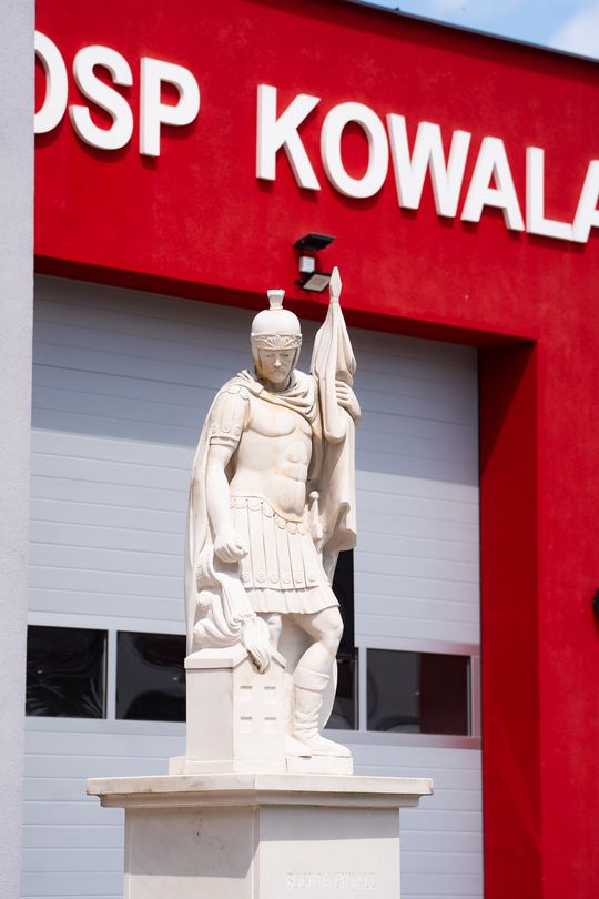 Przekazanie wozu strażackiego dla OSP Kowala- Stępocina (zdjęcia)