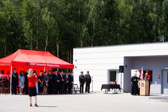 Przekazanie wozu strażackiego dla OSP Kowala- Stępocina (zdjęcia) Przekazanie wozu strażackiego dla OSP Kowala- Stępocina (zdjęcia)