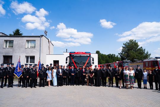 Przekazanie wozu strażackiego dla OSP Kowala- Stępocina (zdjęcia)