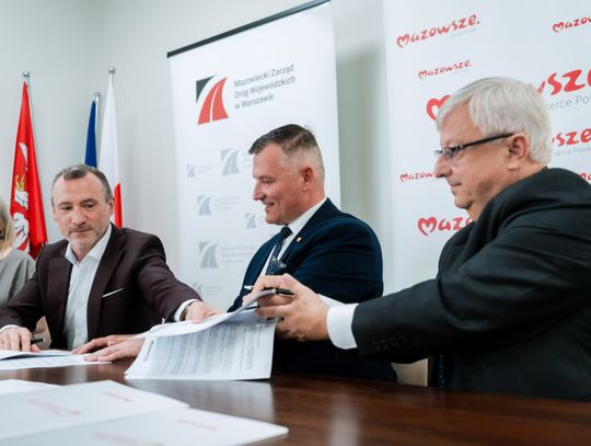 Podpisanie umowy na przebudowę DW731 (zdjęcia)