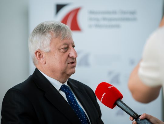 Podpisanie umowy na przebudowę DW731 (zdjęcia)