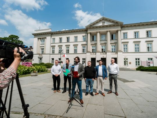 Konferencja prasowa ruchu "Lepszy Radom" (zdjęcia)