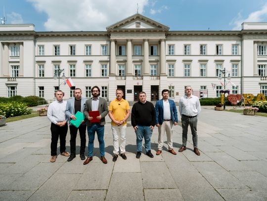 Konferencja prasowa ruchu "Lepszy Radom" (zdjęcia)