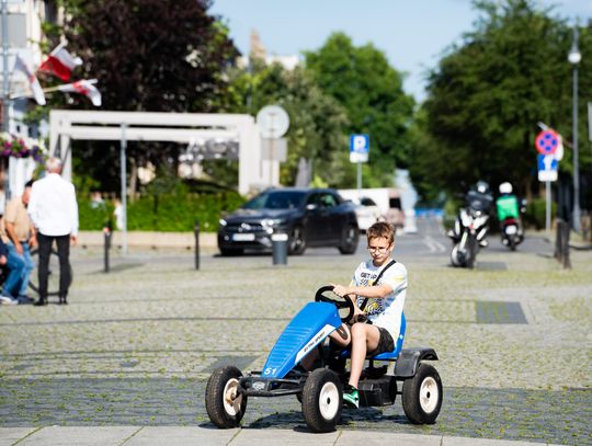 Radomianie w dniu wolnym od pracy - fotospacer (zdjęcia)