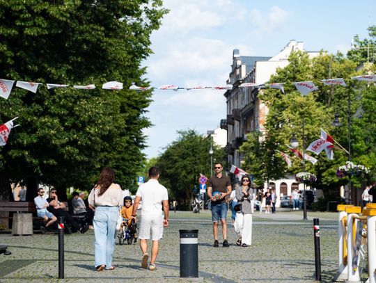 Radomianie w dniu wolnym od pracy - fotospacer (zdjęcia)