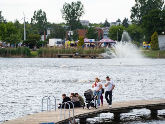 Radomianie w dniu wolnym od pracy - fotospacer (zdjęcia)