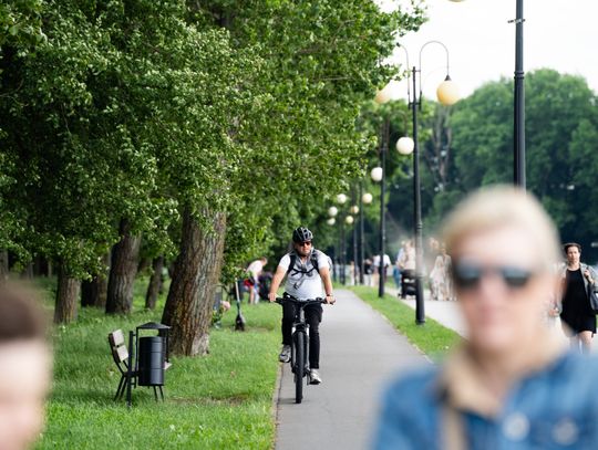 Radomianie w dniu wolnym od pracy - fotospacer (zdjęcia)