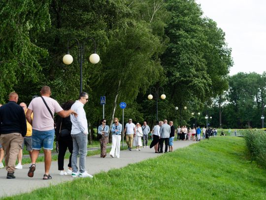 Radomianie w dniu wolnym od pracy - fotospacer (zdjęcia)