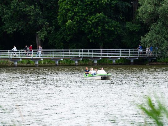 Radomianie w dniu wolnym od pracy - fotospacer (zdjęcia)