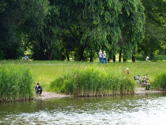 Radomianie w dniu wolnym od pracy - fotospacer (zdjęcia)
