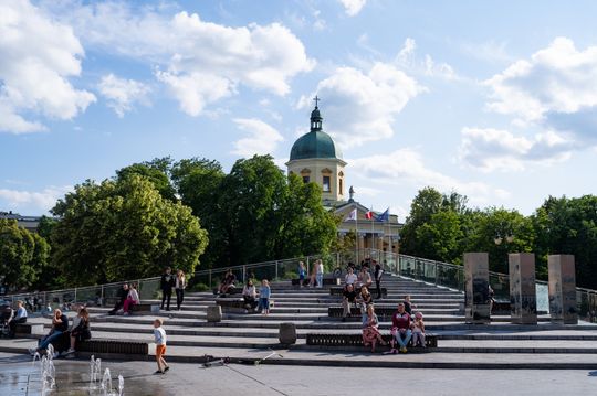 Radomianie w dniu wolnym od pracy - fotospacer (zdjęcia)