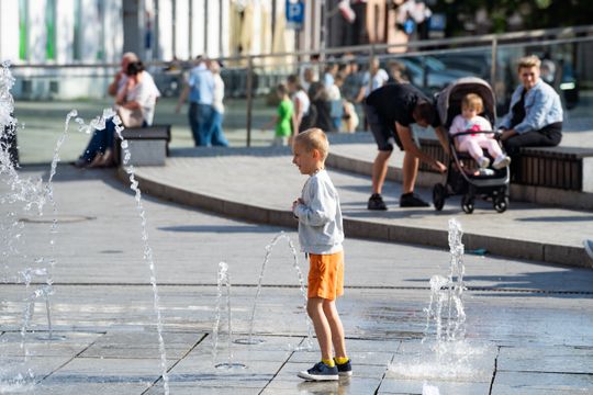 Radomianie w dniu wolnym od pracy - fotospacer (zdjęcia)
