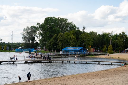 Radomianie w dniu wolnym od pracy - fotospacer (zdjęcia)