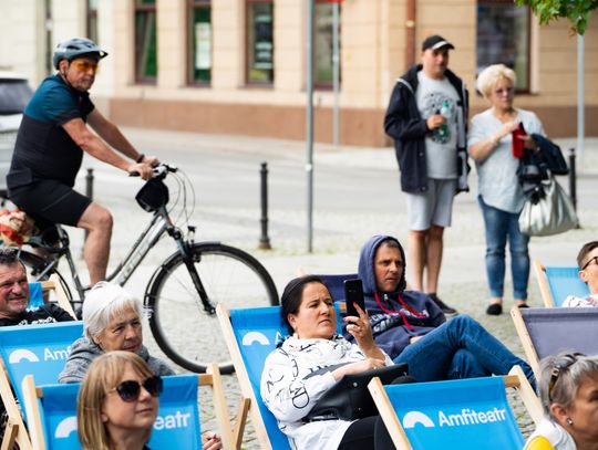 Free(RA)dom Festival - Sebastian Kawa : K2 Gliging Project. Szybowcem ponad dachem świata (zdjęcia)