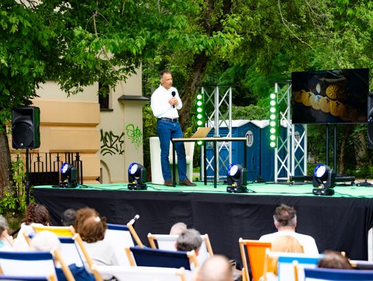 Free(RA)dom Festival - Sebastian Kawa : K2 Gliging Project. Szybowcem ponad dachem świata (zdjęcia)