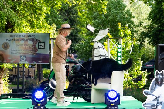 Free(RA)dom Festival - spotkanie z podróżnikiem Jackiem Borowskim  "JACK & DOG" (zdjęcia)