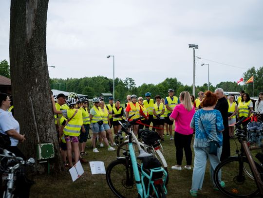 Rajd rowerowy - "Szlakiem Aniołów" (zdjęcia)