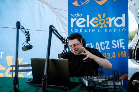 Zawody regionalne i towarzyskie w skokach przez przeszkody (zdjęcia)