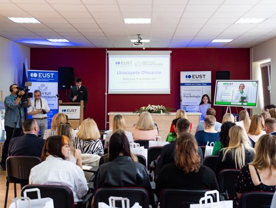 Uroczyste otwarcie Instytutu Psychoterapii Europejskiej Uczelni Społeczno-Technicznej w Radomiu (zdjęcia)