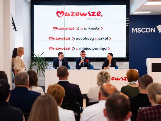 Przekazanie czeków dla orkiestr OSP (zdjęcia)