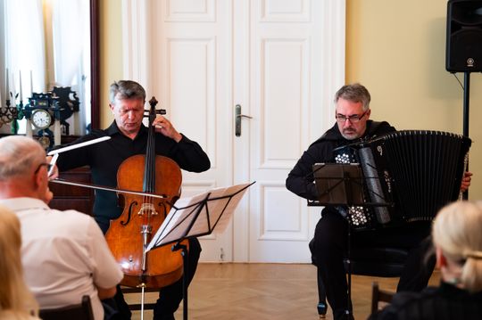 DSC00033.JPG DSC00033.JPG