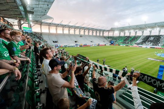 kibice 054.jpg kibice 054.jpg