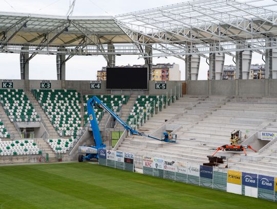 Postęp prac na stadionie przy Struga 63 - budowa trybun wschodniej i zachodniej (zdjęcia)