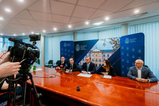 um 001.jpg um 001.jpg