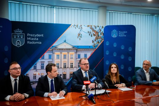 um 008.jpg um 008.jpg