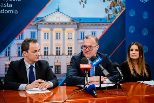 um 017.jpg um 017.jpg