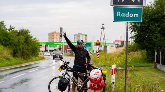 Finisz wyprawy rowerowej przez Europę radomianina Grzegorza Bońka (zdjęcia) Finisz wyprawy rowerowej przez Europę radomianina Grzegorza Bońka (zdjęcia)