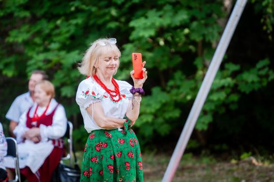 BM105466.jpg BM105466.jpg