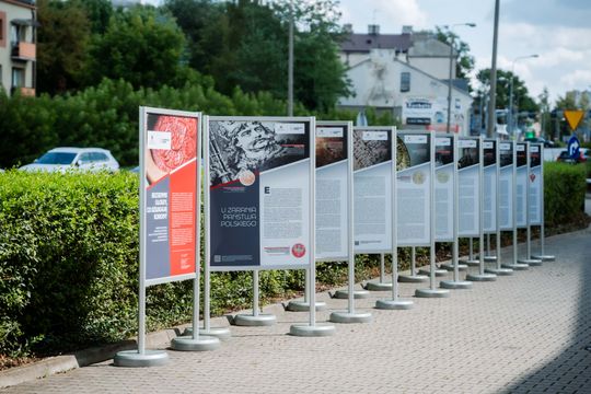 wystawa 002.jpg wystawa 002.jpg