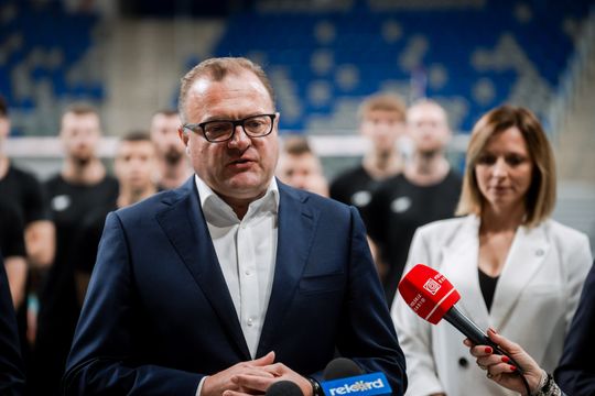 czarni 006.jpg czarni 006.jpg